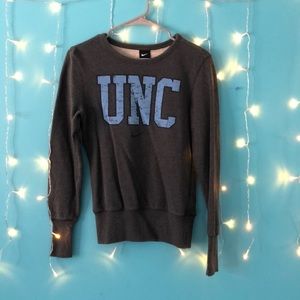 UNC pullover